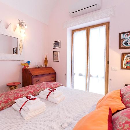 Domus Aqua Viva Villa มัสซาลูเบรนเซ ภายนอก รูปภาพ