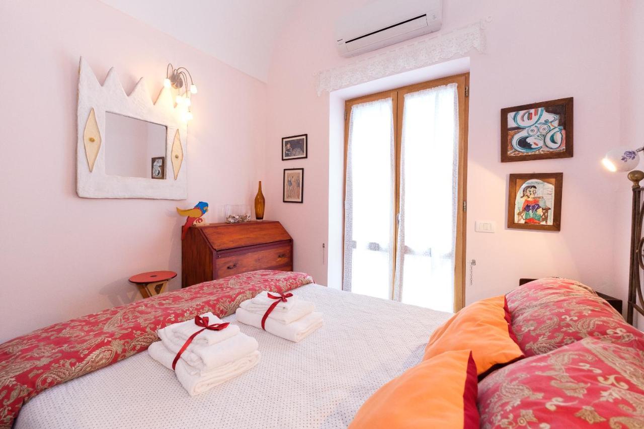 Domus Aqua Viva Villa มัสซาลูเบรนเซ ภายนอก รูปภาพ